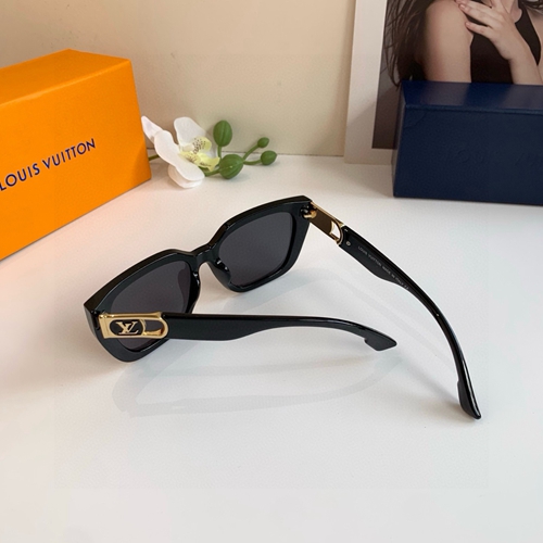 ルイヴィトンサングラス着用イメージ